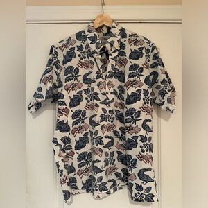 Reyn Spooner Hawaiian shirt size medium USA